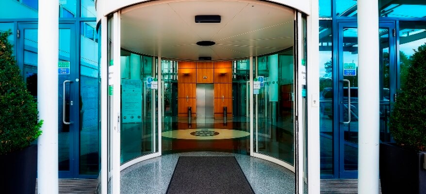 Arora Hotel Gatwick Crawley Main Entrance