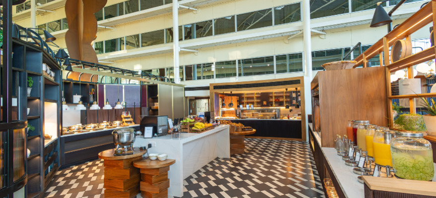 Hilton T4 3